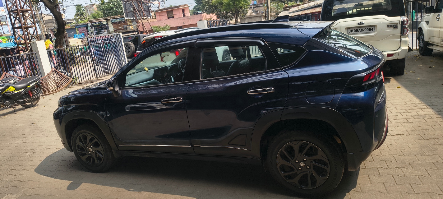 Maruti Suzuki Fronx - View 4