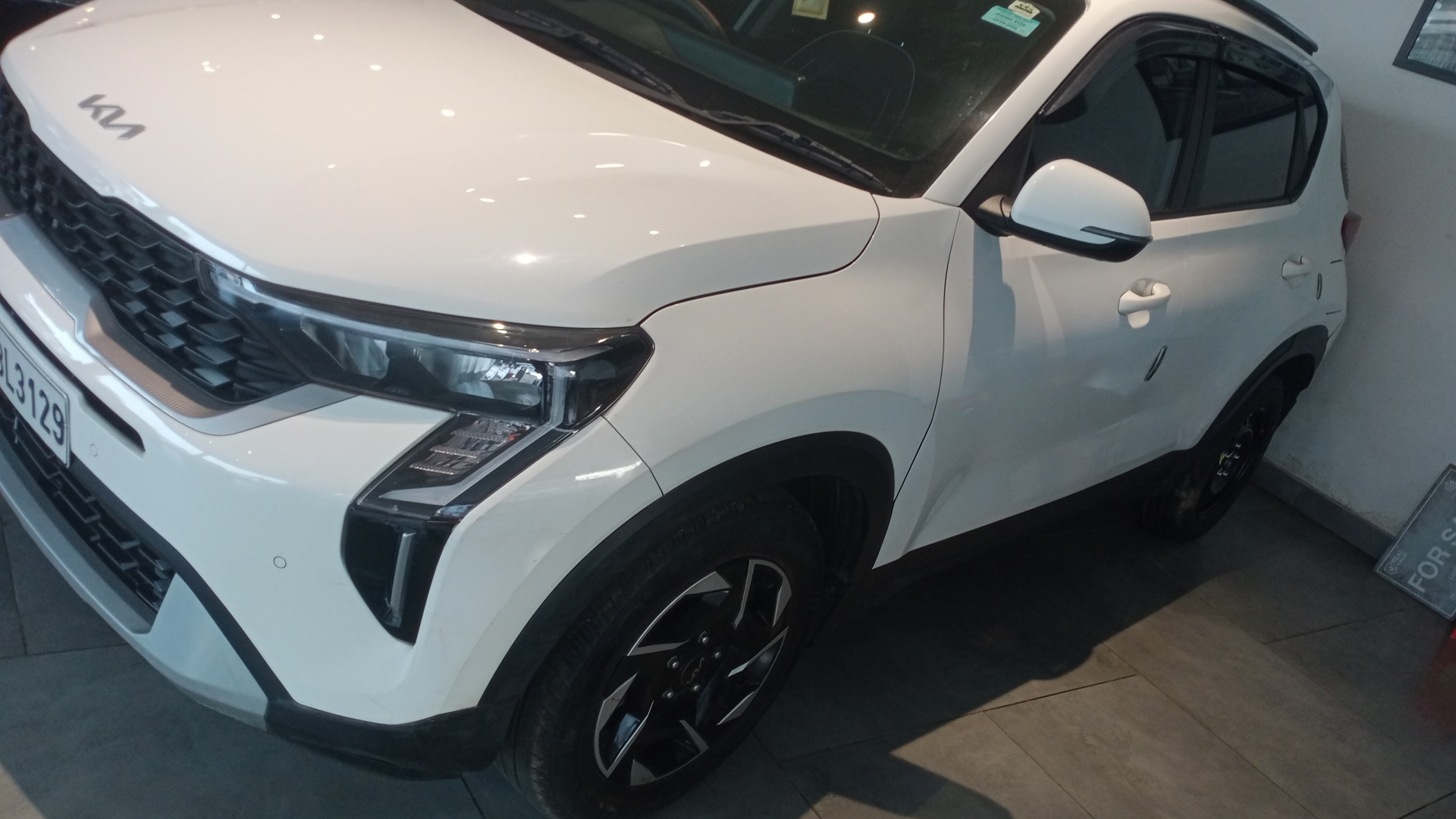Kia Sonet - View 6