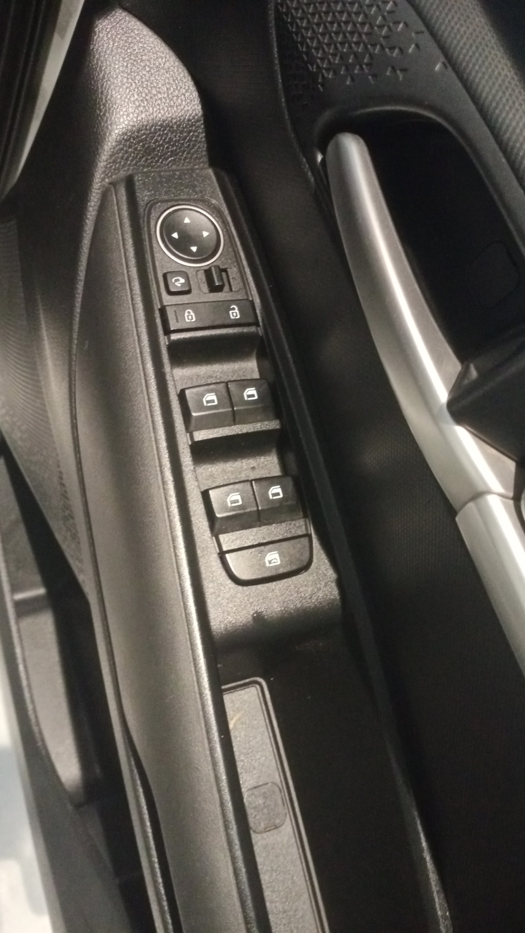 Kia Sonet - View 8