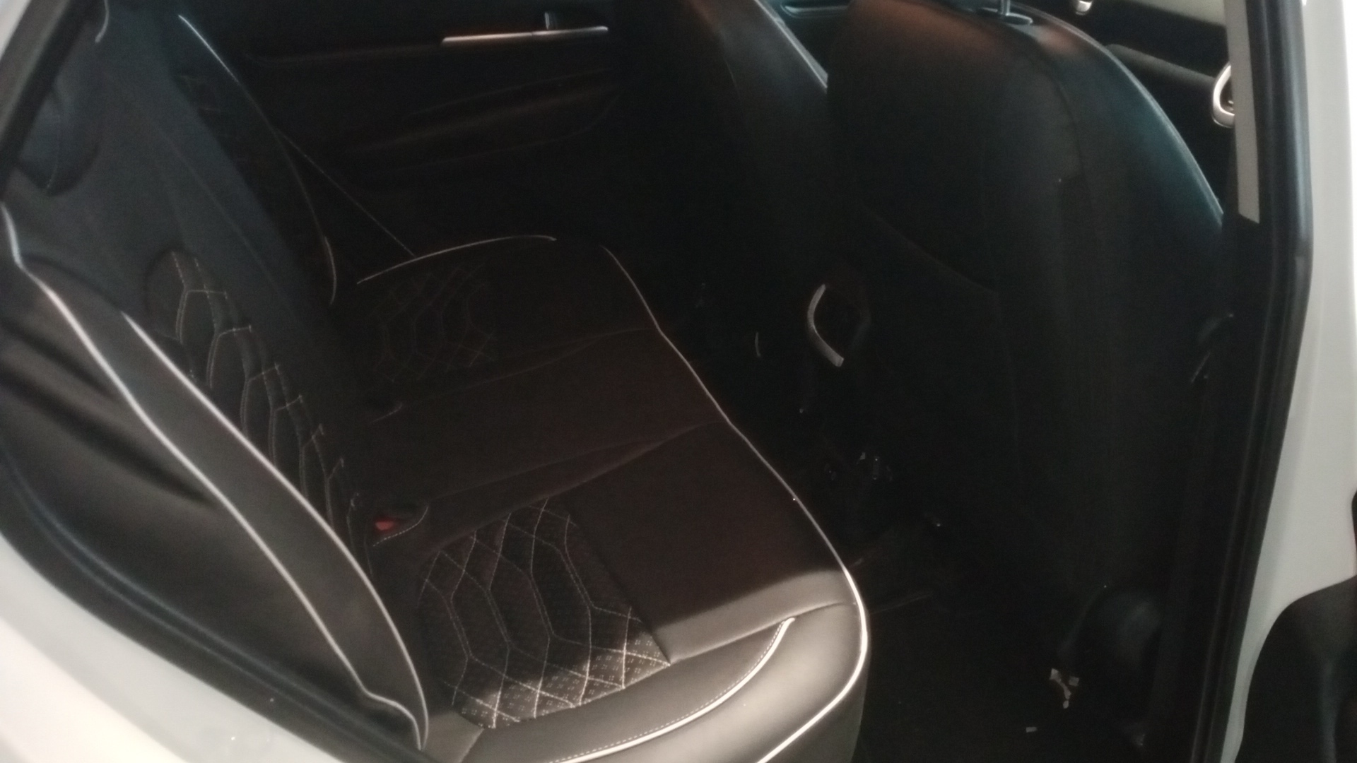 Kia Sonet - View 10