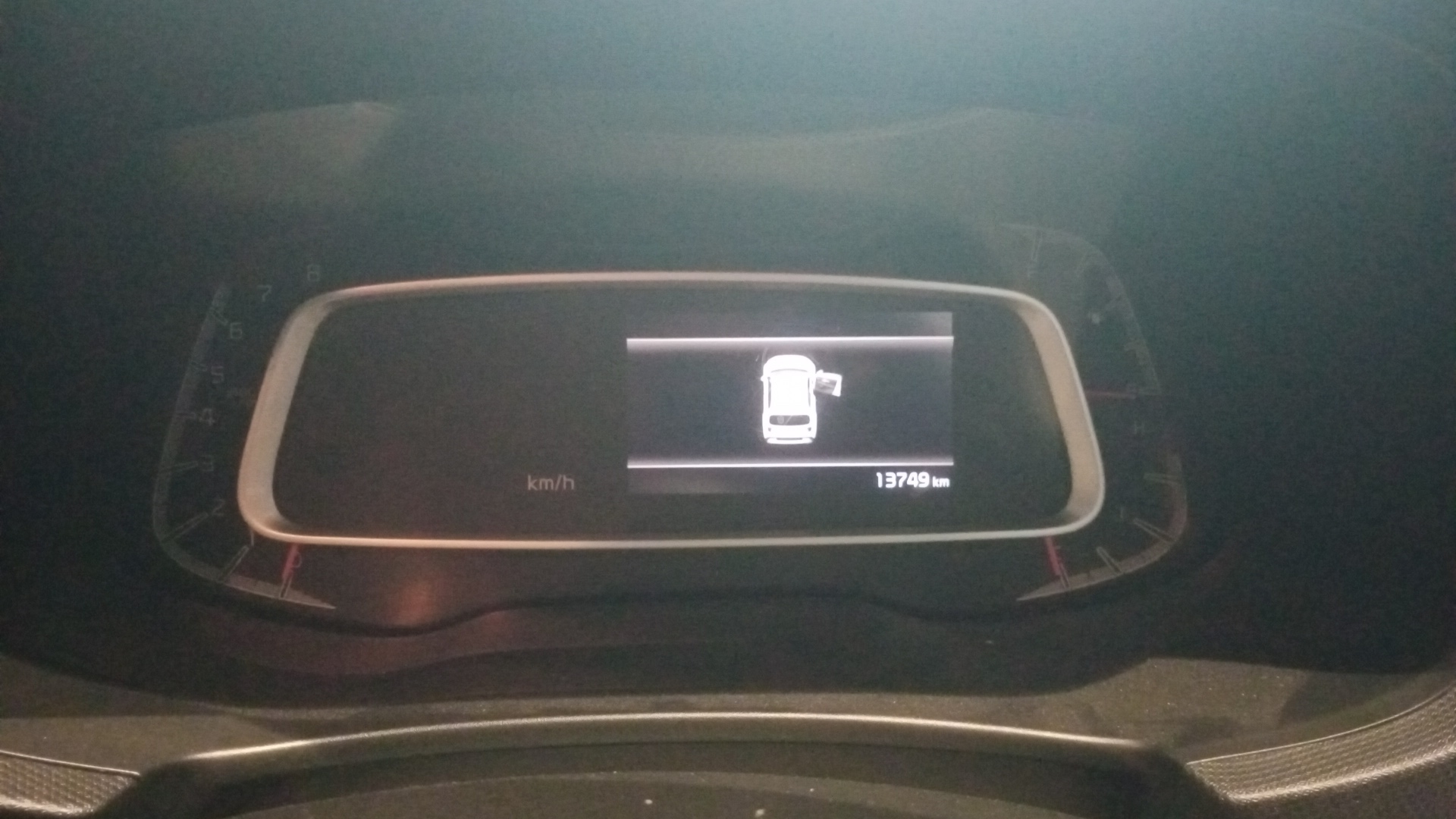 Kia Sonet - View 9