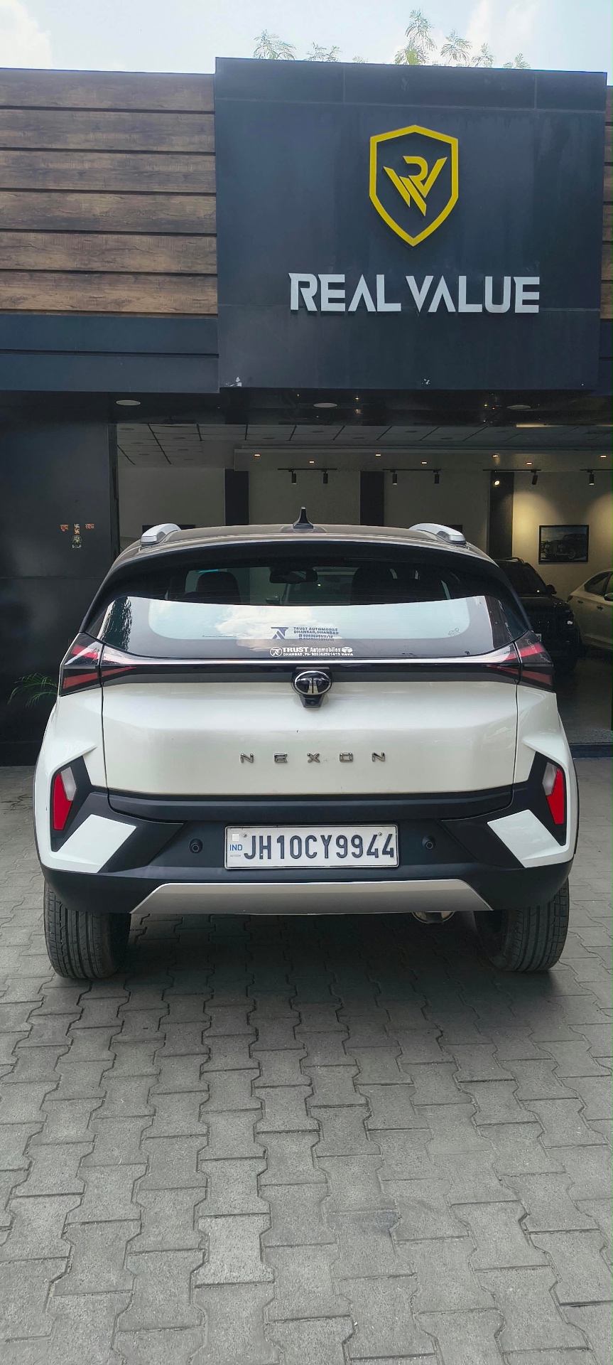 Tata Nexon - View 4