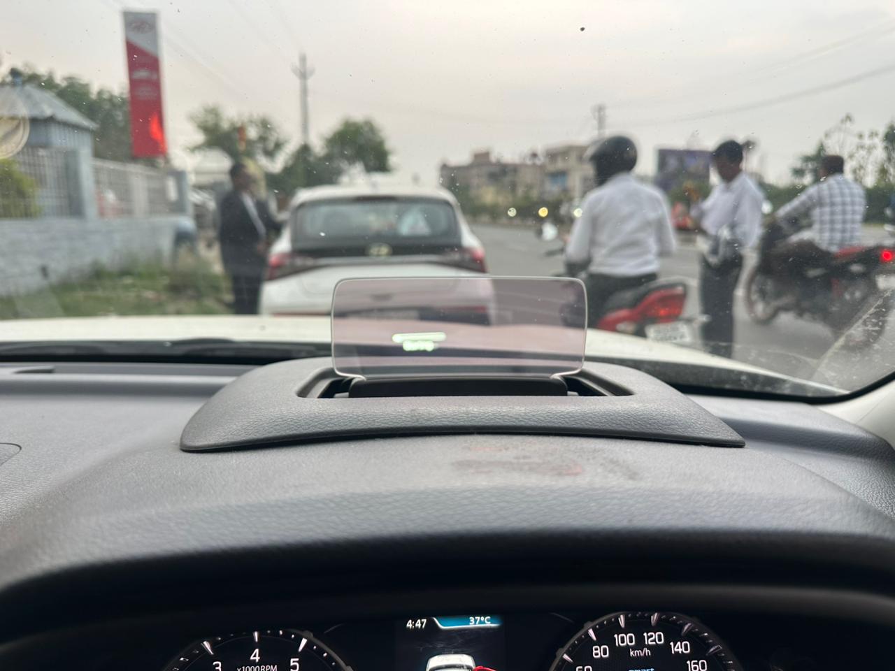 Maruti Suzuki Brezza - Photo 8