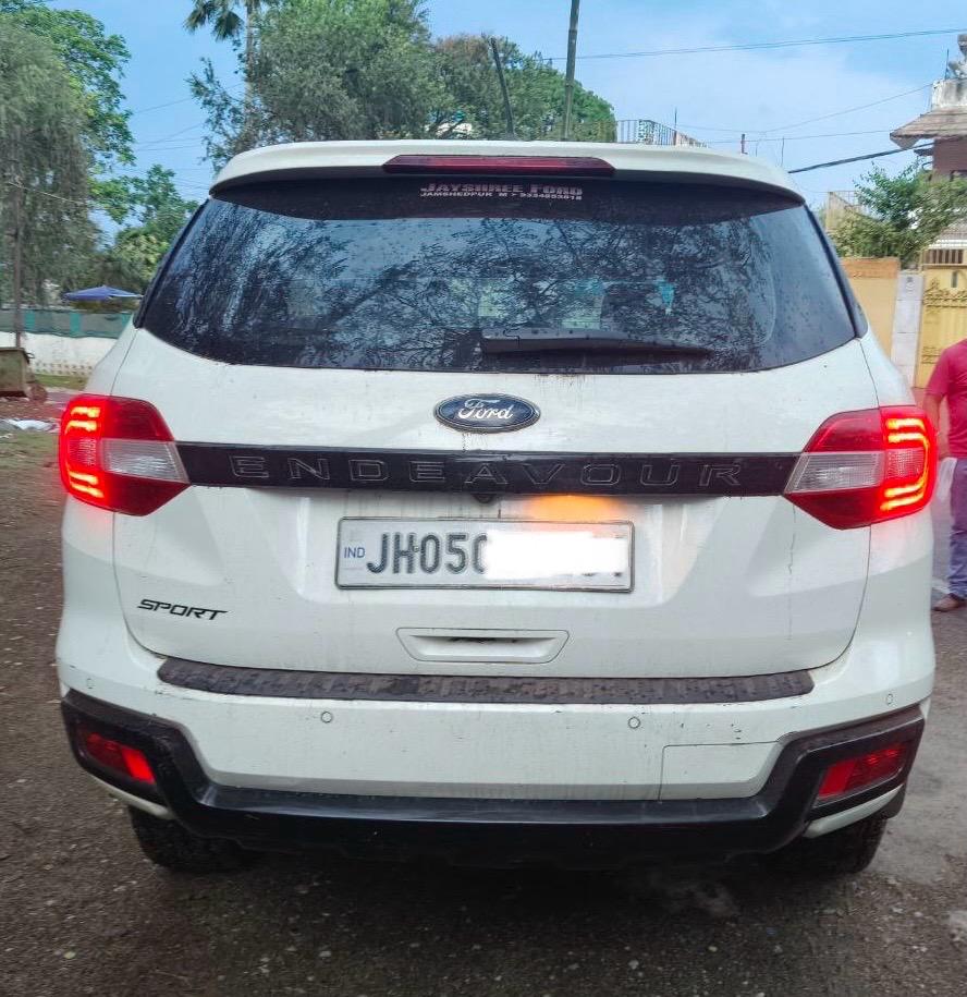 Ford Endeavour - Photo 3