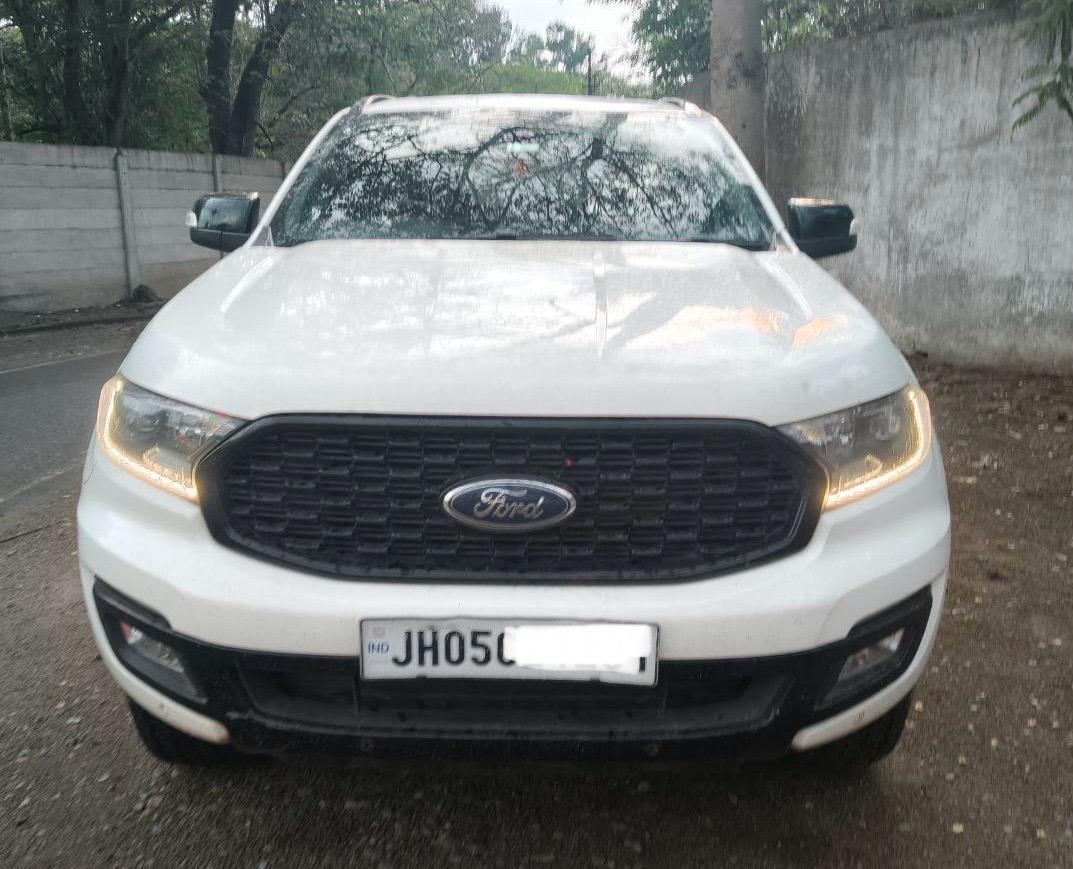 Ford Endeavour - Photo 6