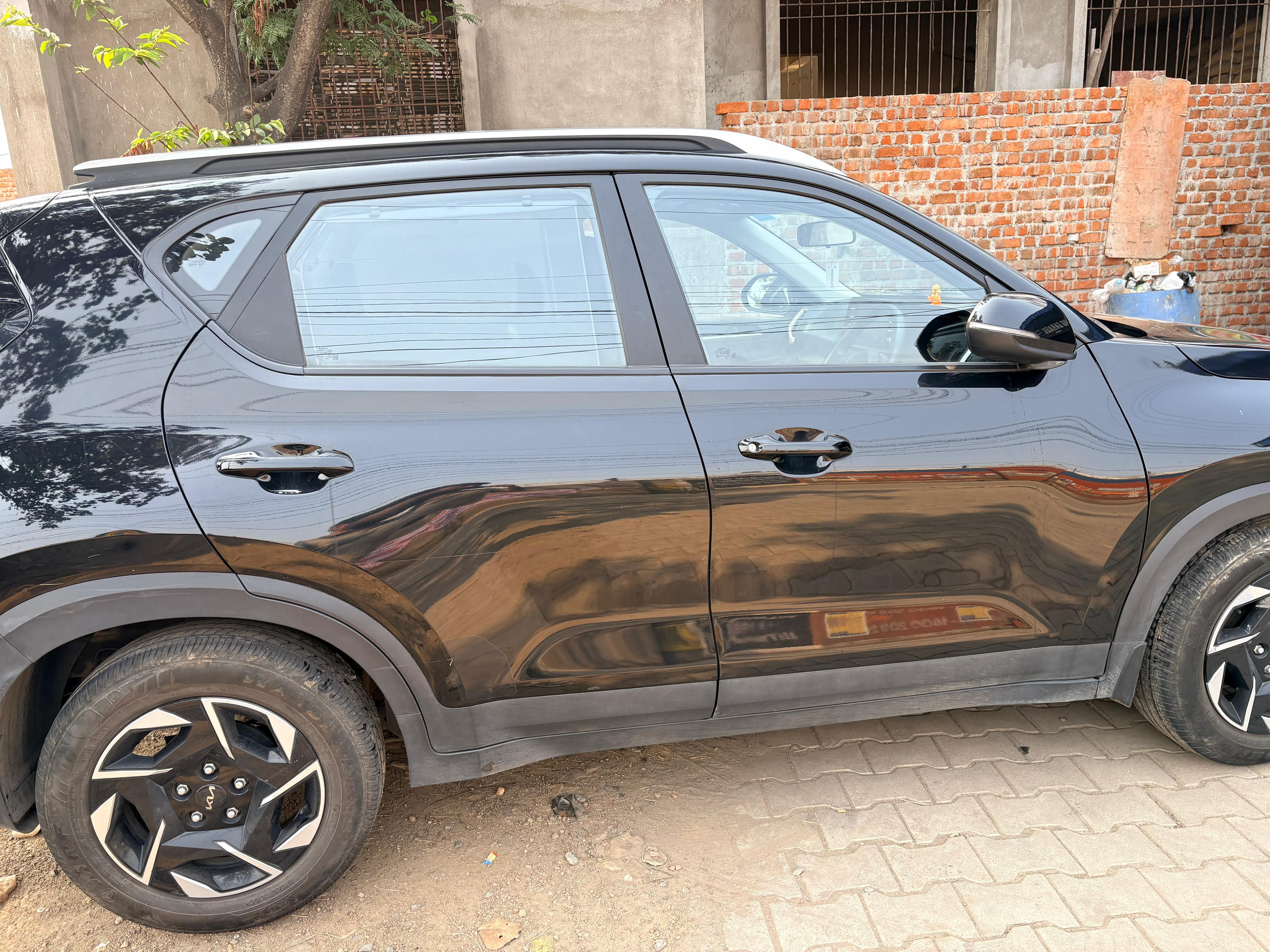 Kia Sonet - Photo 1